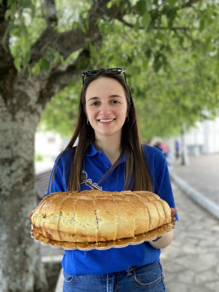 Pranzo di comunità nel paese di Calvera, nella Valle del Serrapòtamo - Chiara e il Piccillato salato della nonna